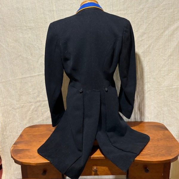 Wool Shadbelly Hunt Coat - Image 2