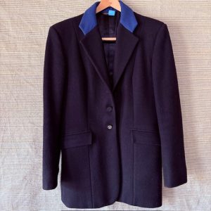 Ladies Med/Heavyweight Classic Wool Hunt Coat MH colors and buttons 16T